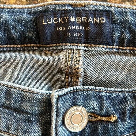 Lucky Brand Sweet Straight Jeans - Picture 6 of 8